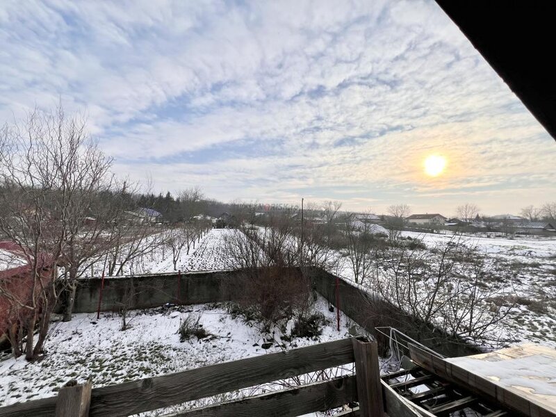 Snagov - Vladiceasca vila 5 camere langa lac si padure  450 mp teren  natura